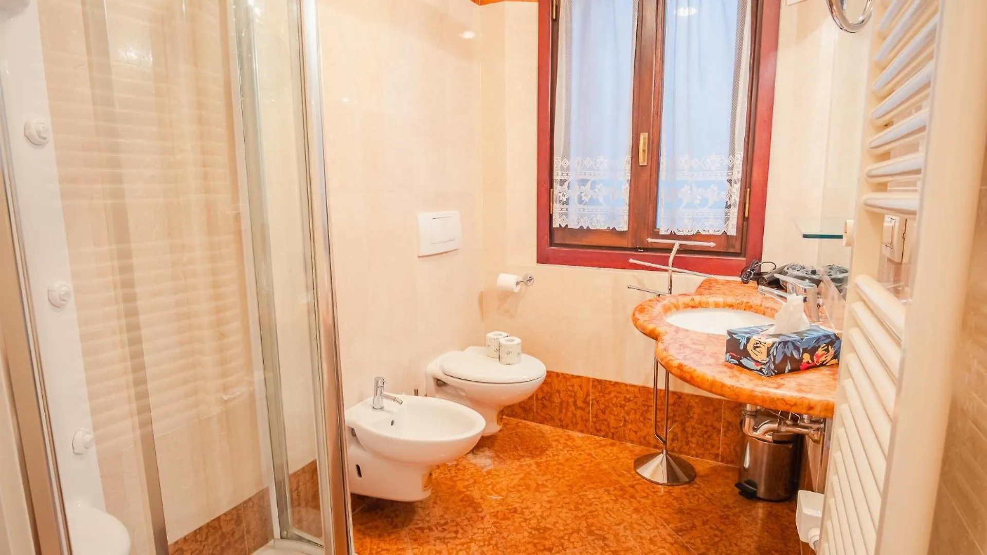 Piazza Grande - Italian Homing Apartment Bologna Italy